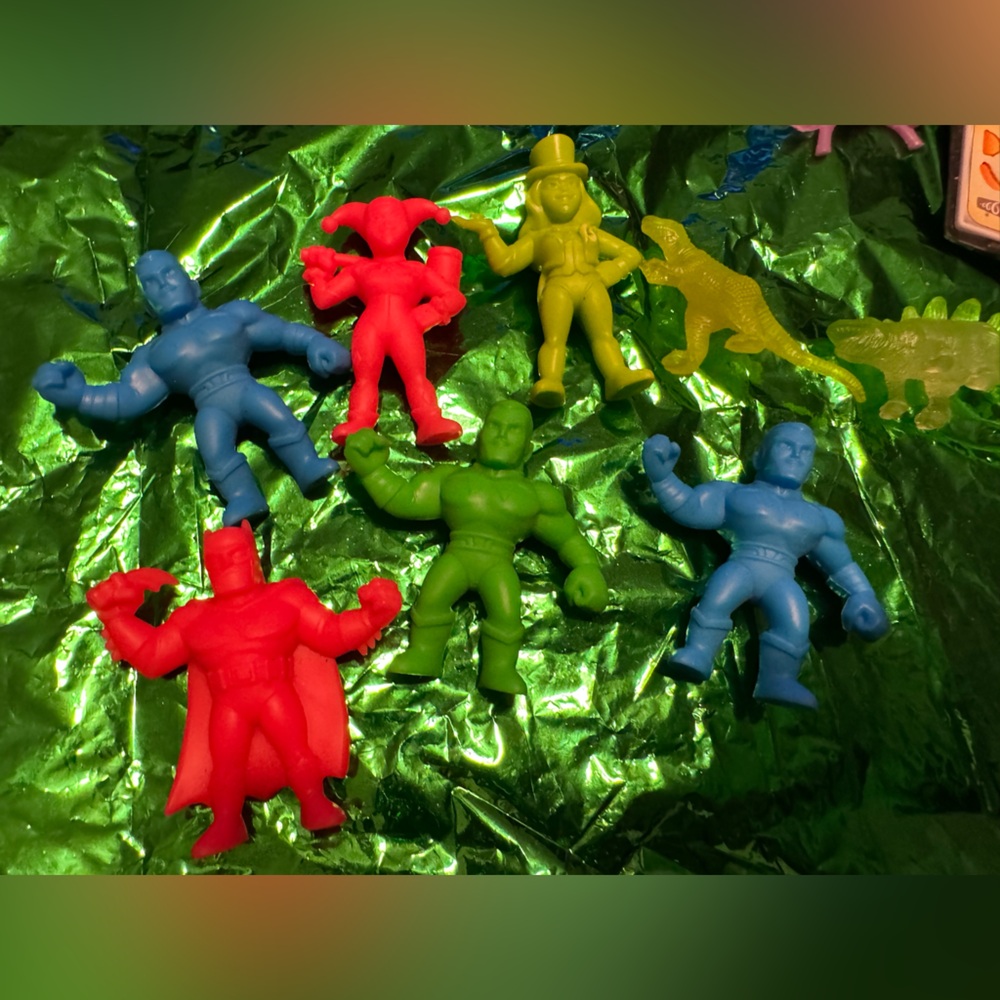 *FREE IN BUNDLE! DC Comics Wendy’s kids meal mini figures lot of 10